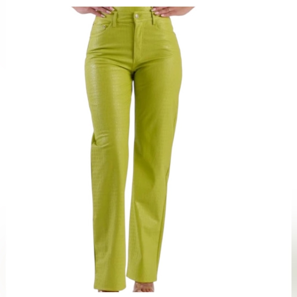 NAKED WARDROBE Croc Faux Leather Straight Leg Pants - Chartreuse | Size M